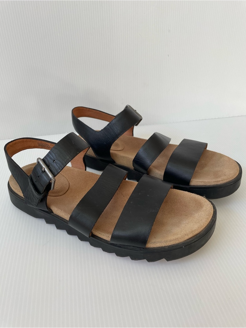 Madewell Black Addie Size 8.5 Leather Strappy Buckle Casual Summer Sandals
